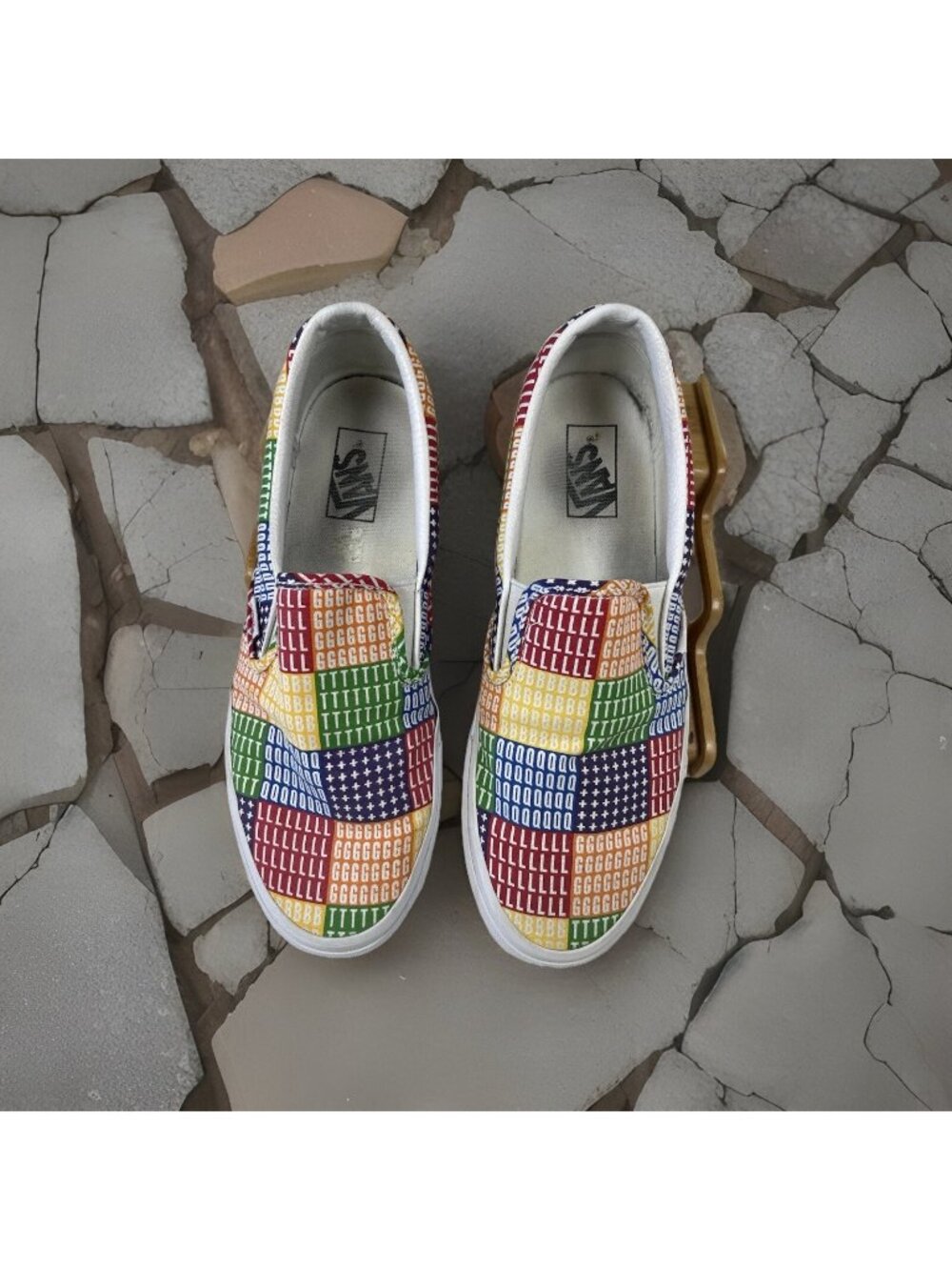 VANS 9.5M 11W Classic Slip-on PRIDE LGBTQ+Gay Rainbow Skate Sneakers